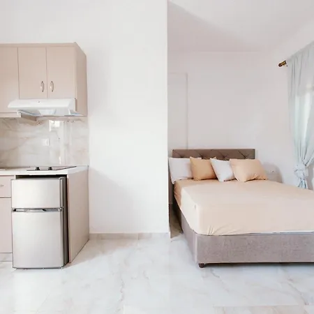 Theano 2 Aparthotel 3*