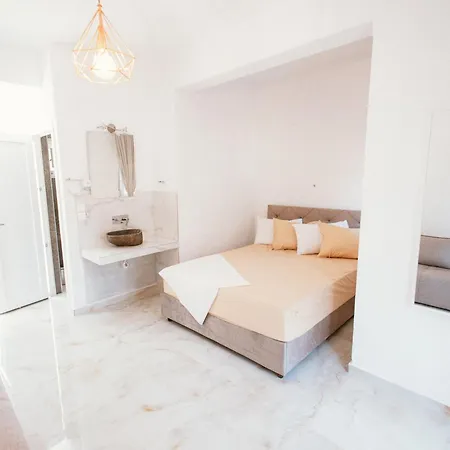 Theano 2 Aparthotel 3*