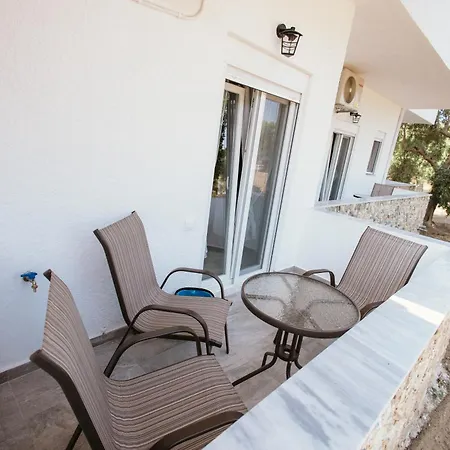 Theano 2 Apartmanhotel Toróni