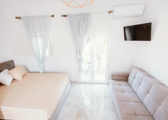 Theano 2 Торони